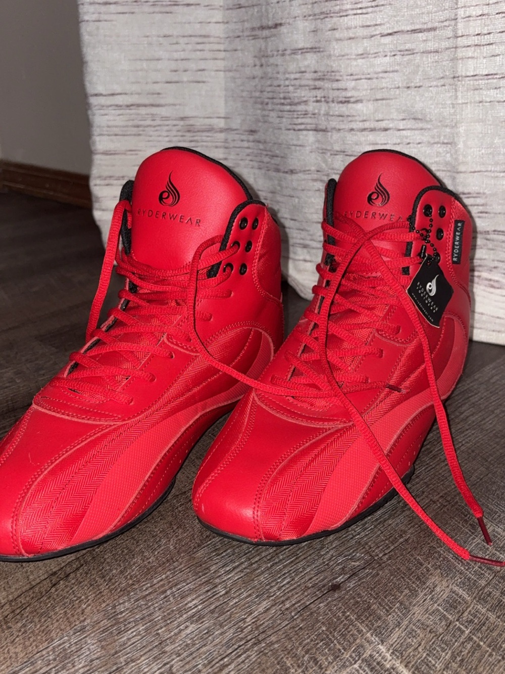 Ryderwear Men's High-Top Athletic Shoes in Red